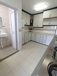 Blk 221 Kovan Green (Hougang), HDB Executive #572710831
